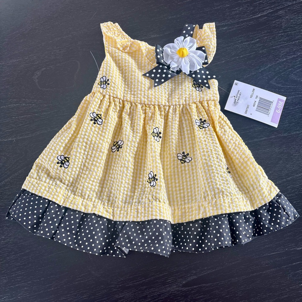NWT Rare Editions Seersucker Bumble Bee Striped Dress, Size 6-9 months